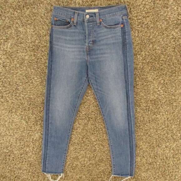 Levi's Jeans Women's 28 Medium Wash Wedgie Skinny Button‎ Fly High Rise Denim - Picture 1 of 10